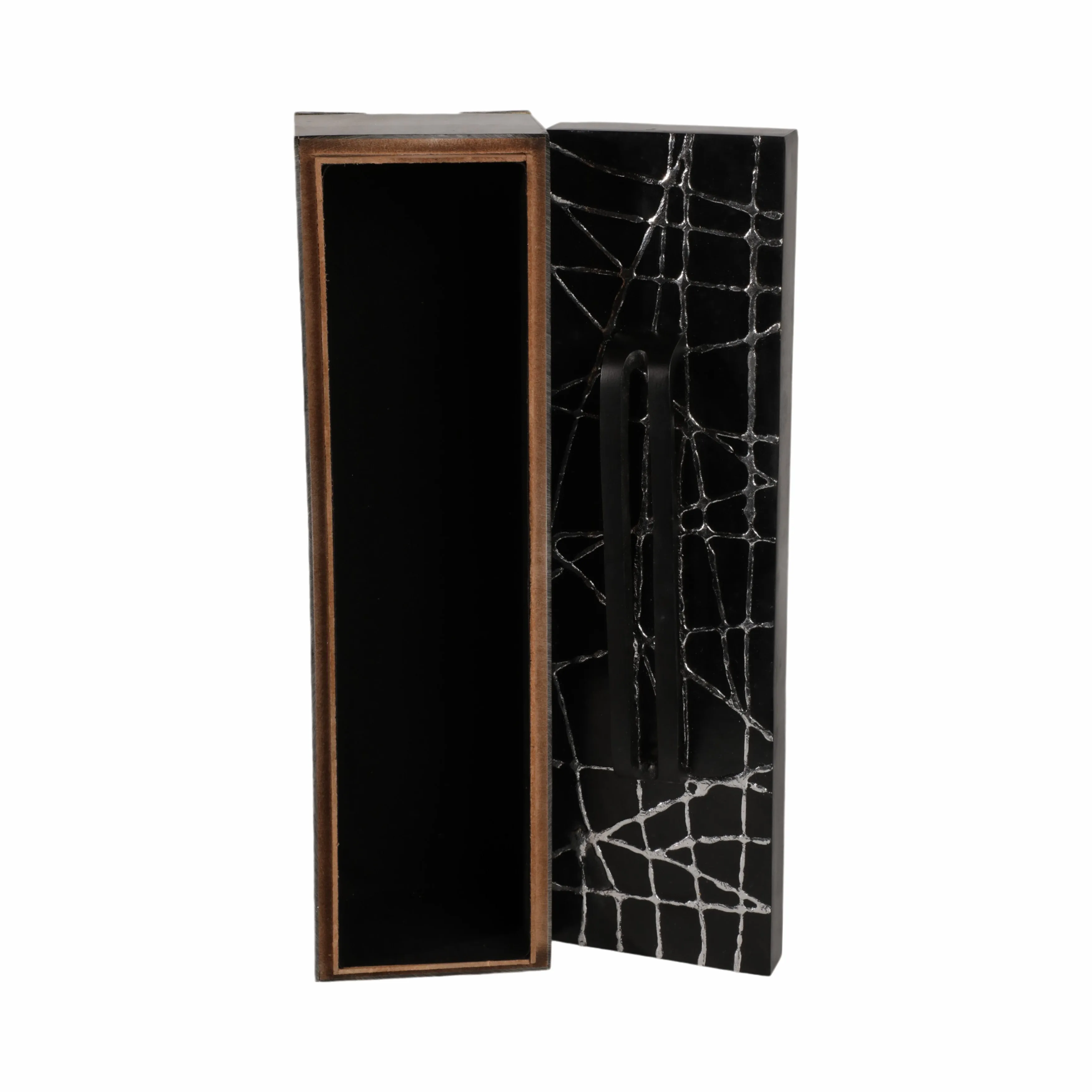 18" Pratt Black Resin  Box