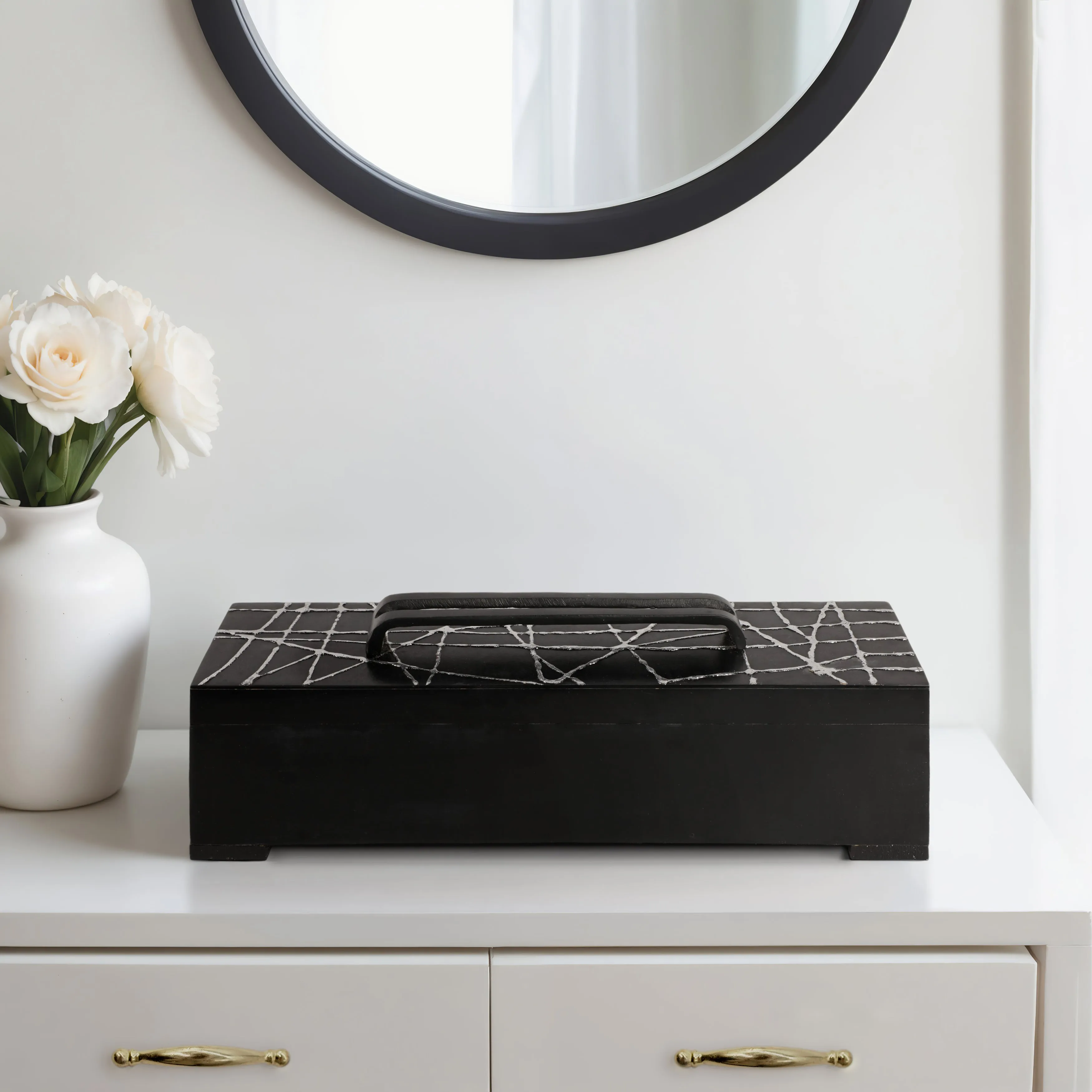 18" Pratt Black Resin  Box