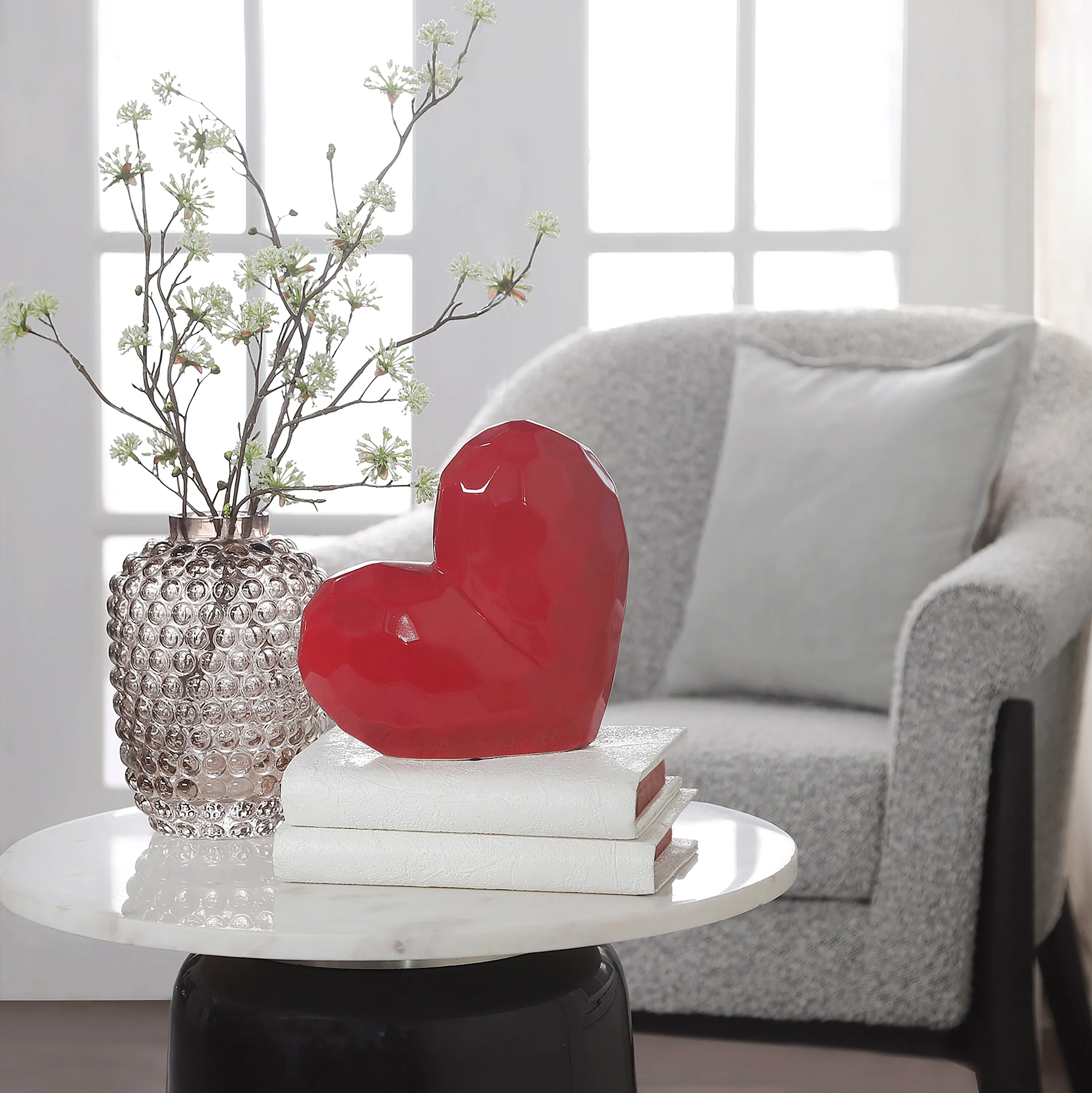 8" RED HEART TABLE DECO, 8"