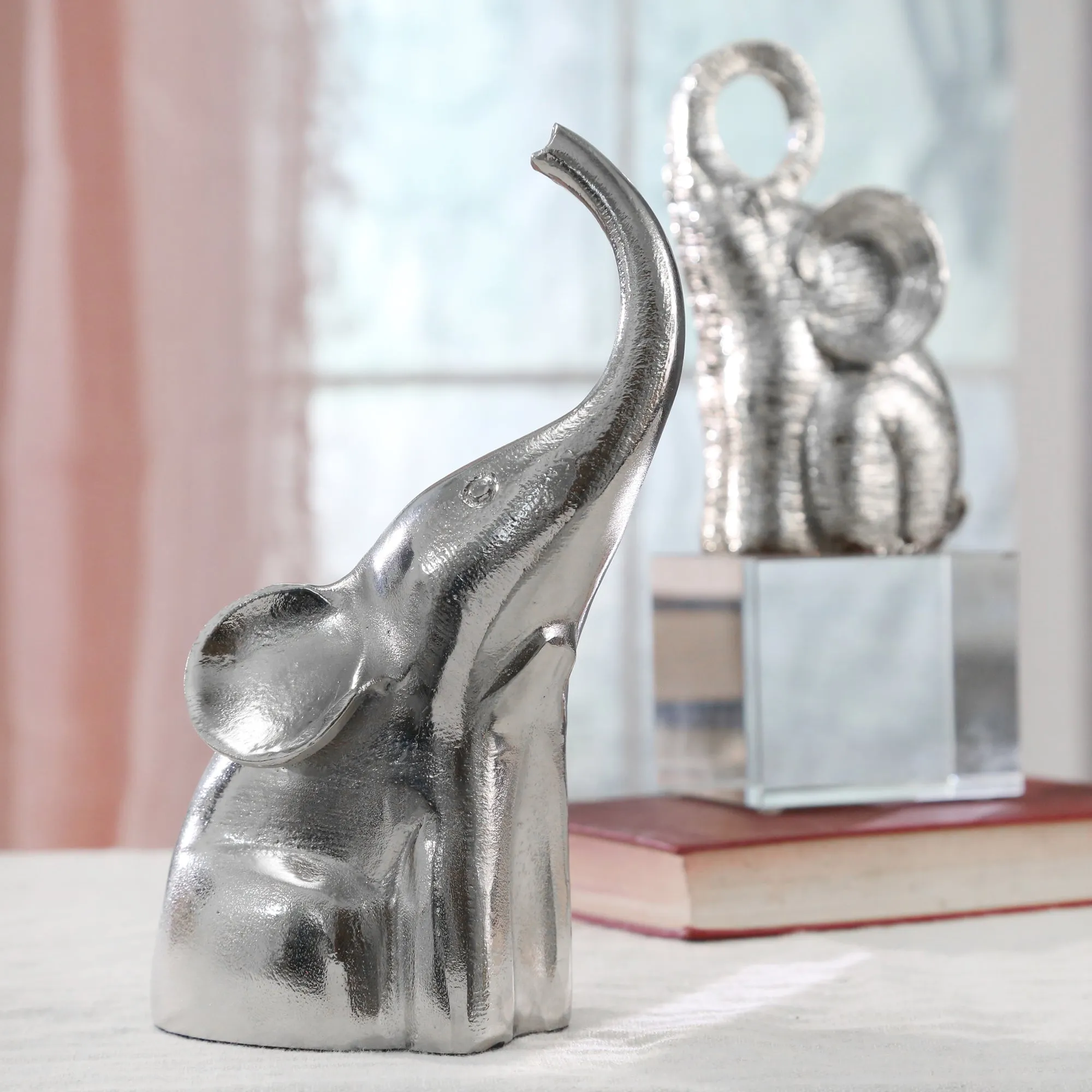 ALUMINUM SITTING ELEPHANT, 10", SILVER