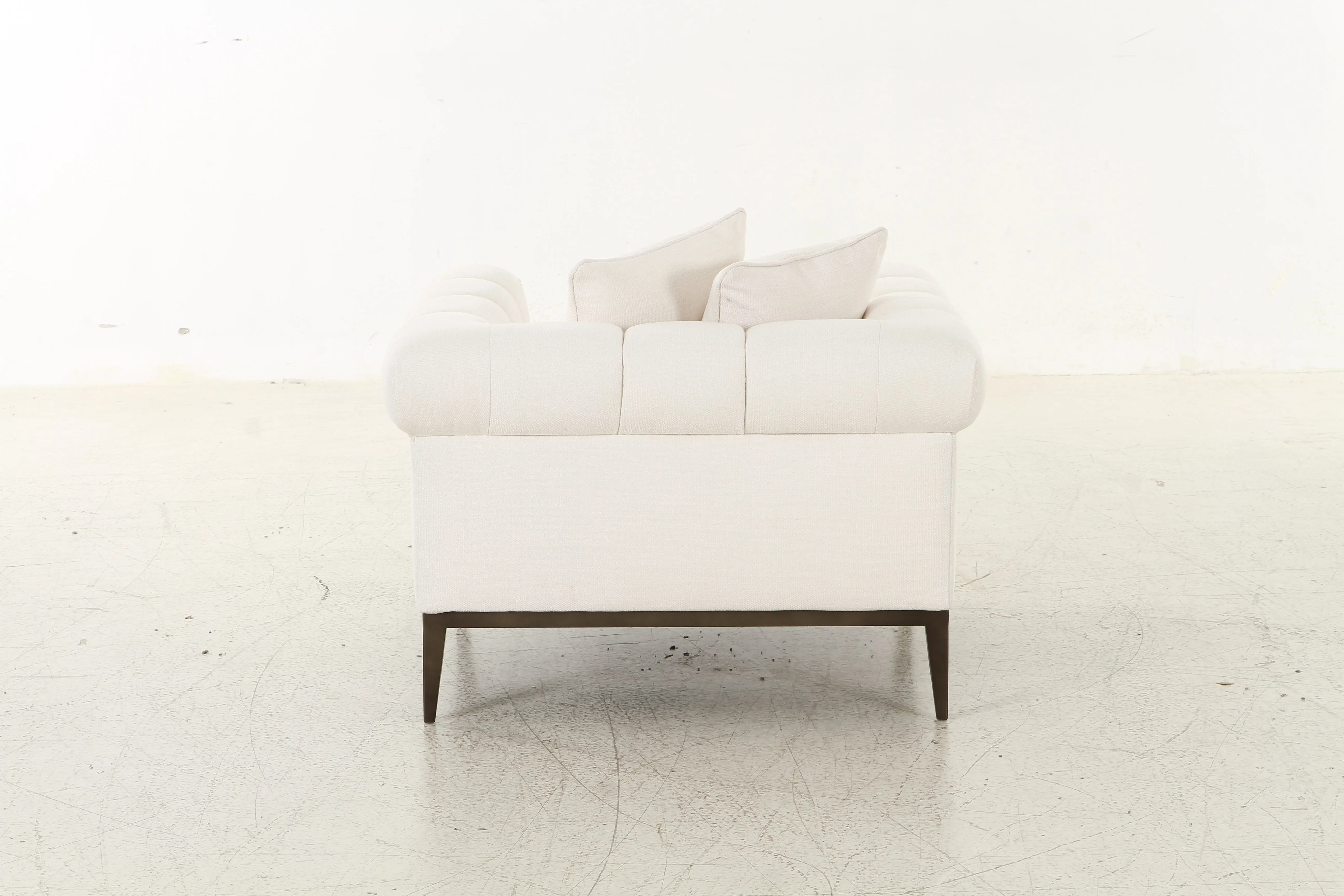 Avalon White & Black Chair
