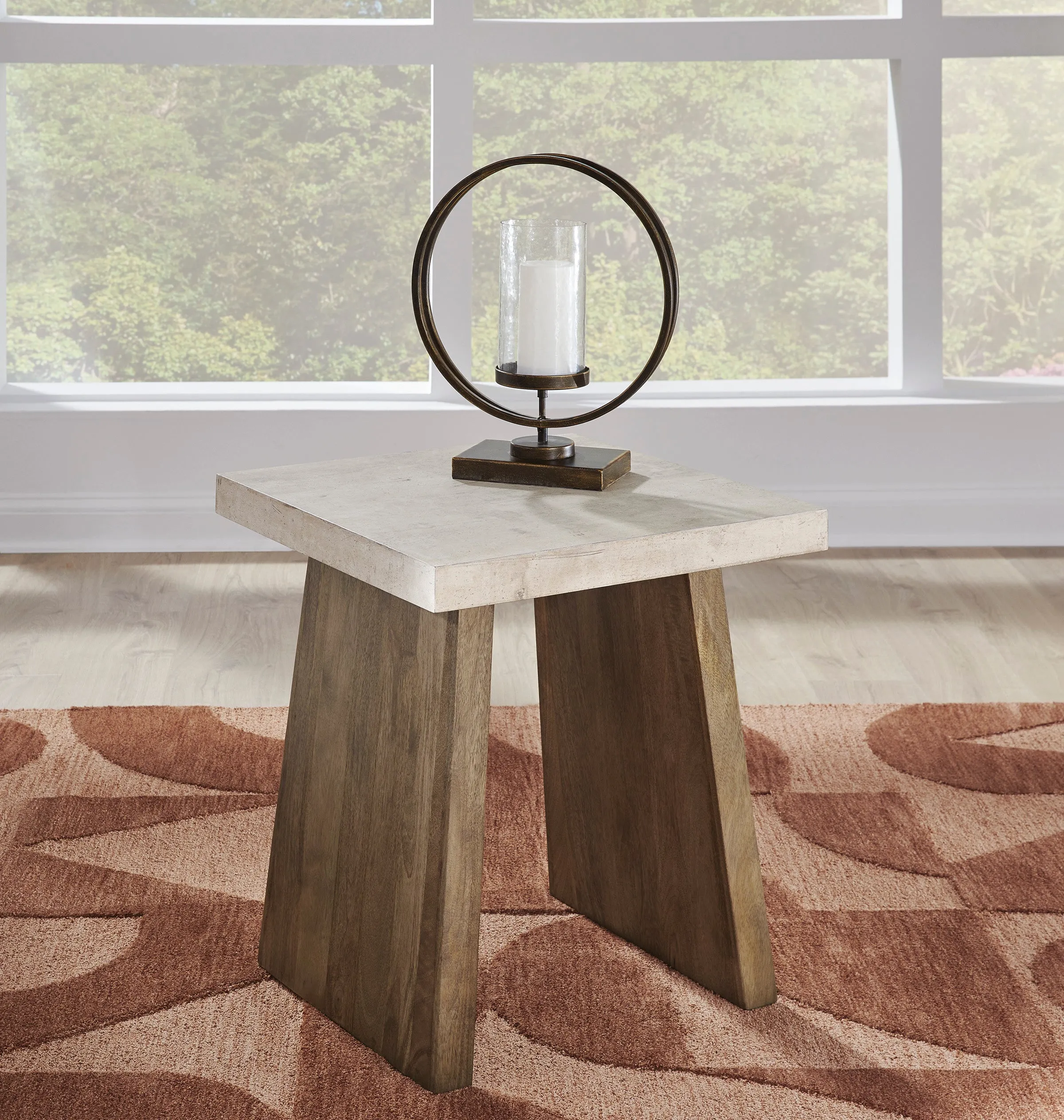 Brendalhouse Table Set