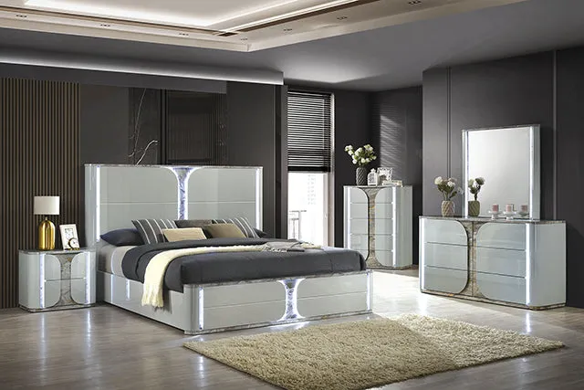 Cleburne E.King Bed