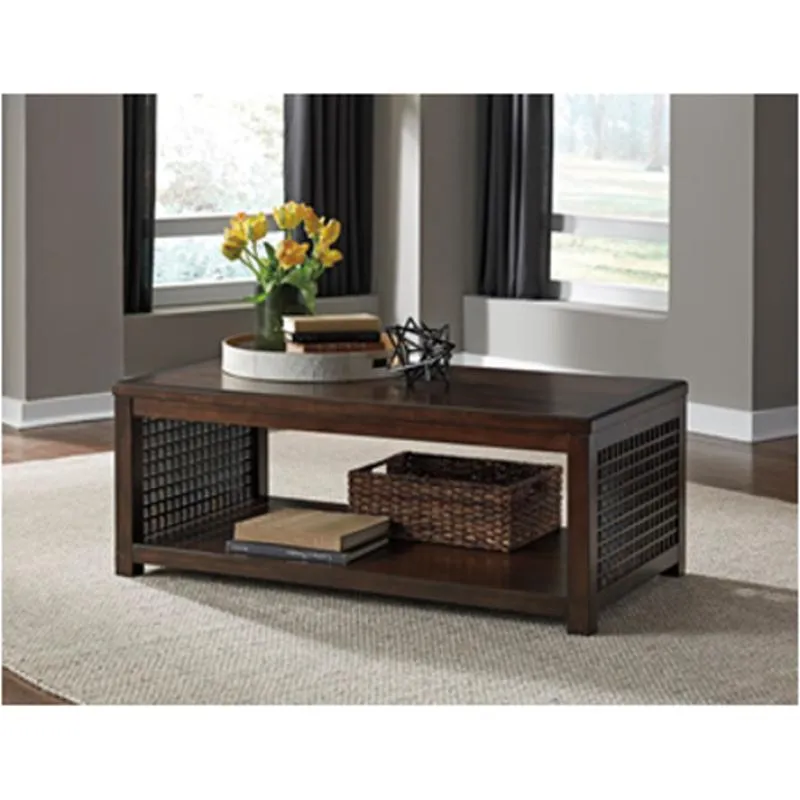 COCKTAIL TABLE