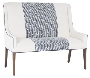 Dora Settee