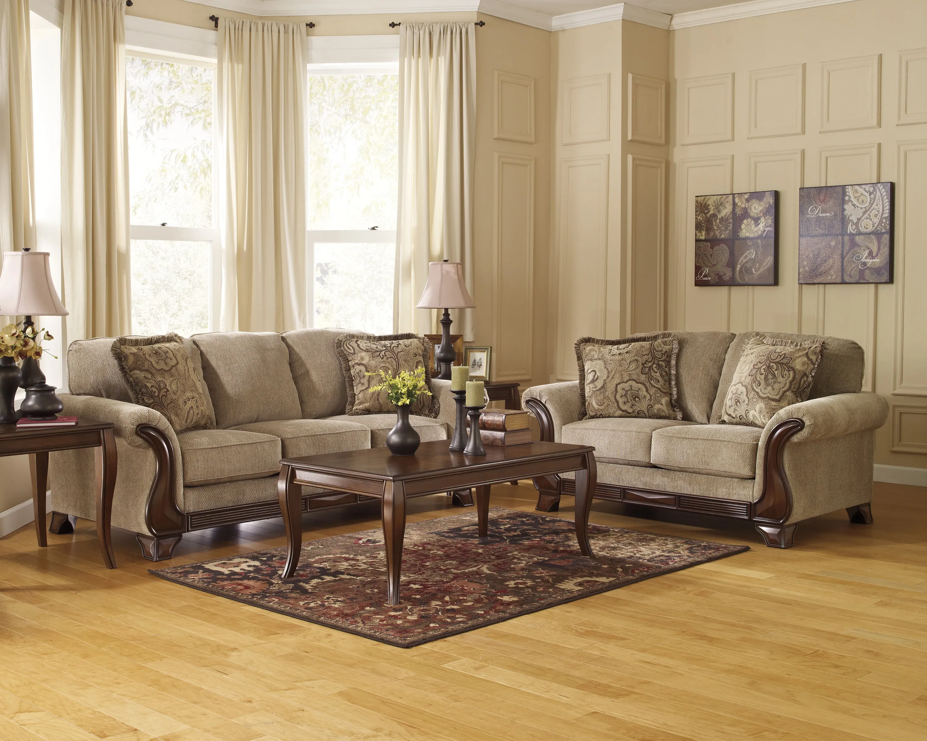 Lanett Set