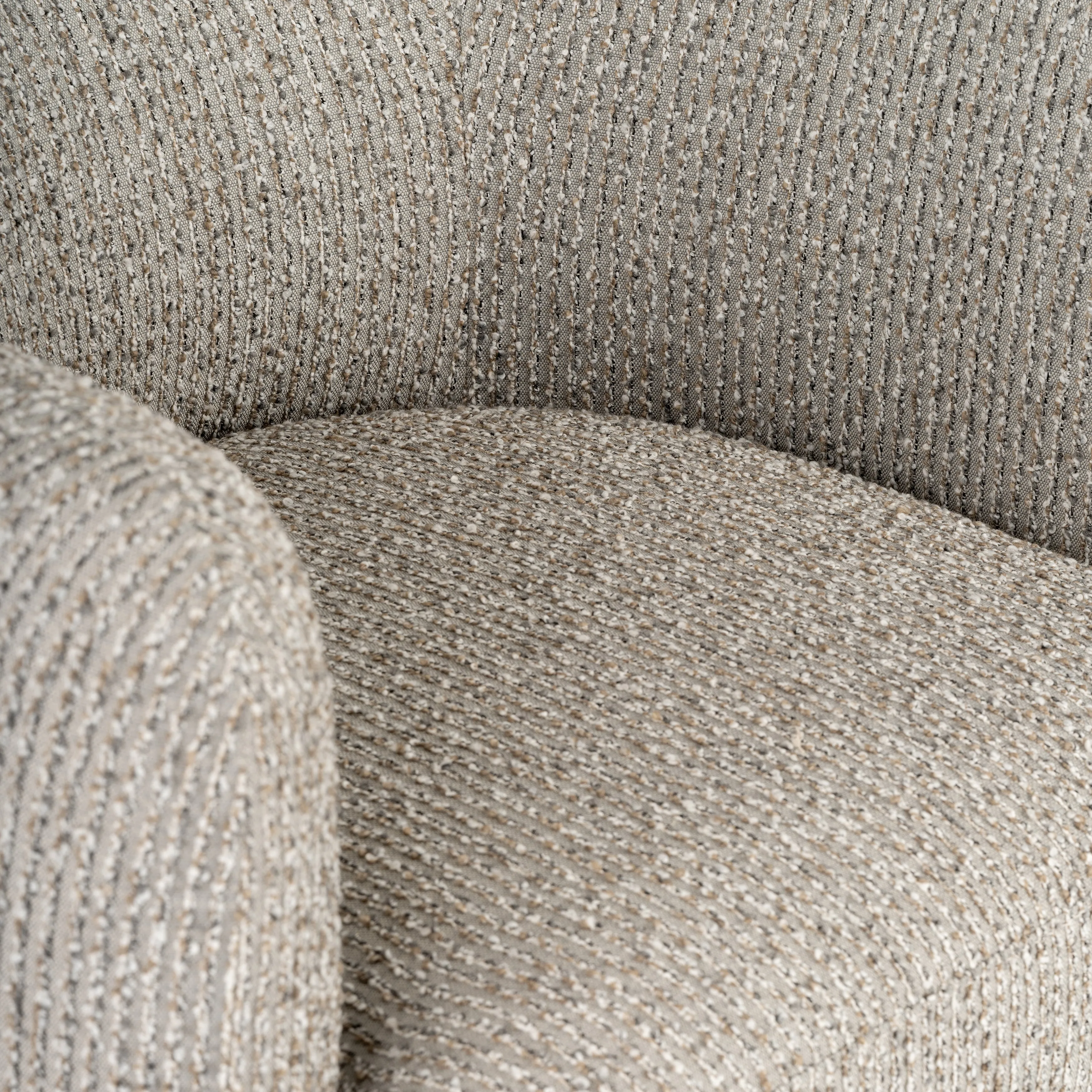 ROUND-BACK ACCENT CHAIR, TAN