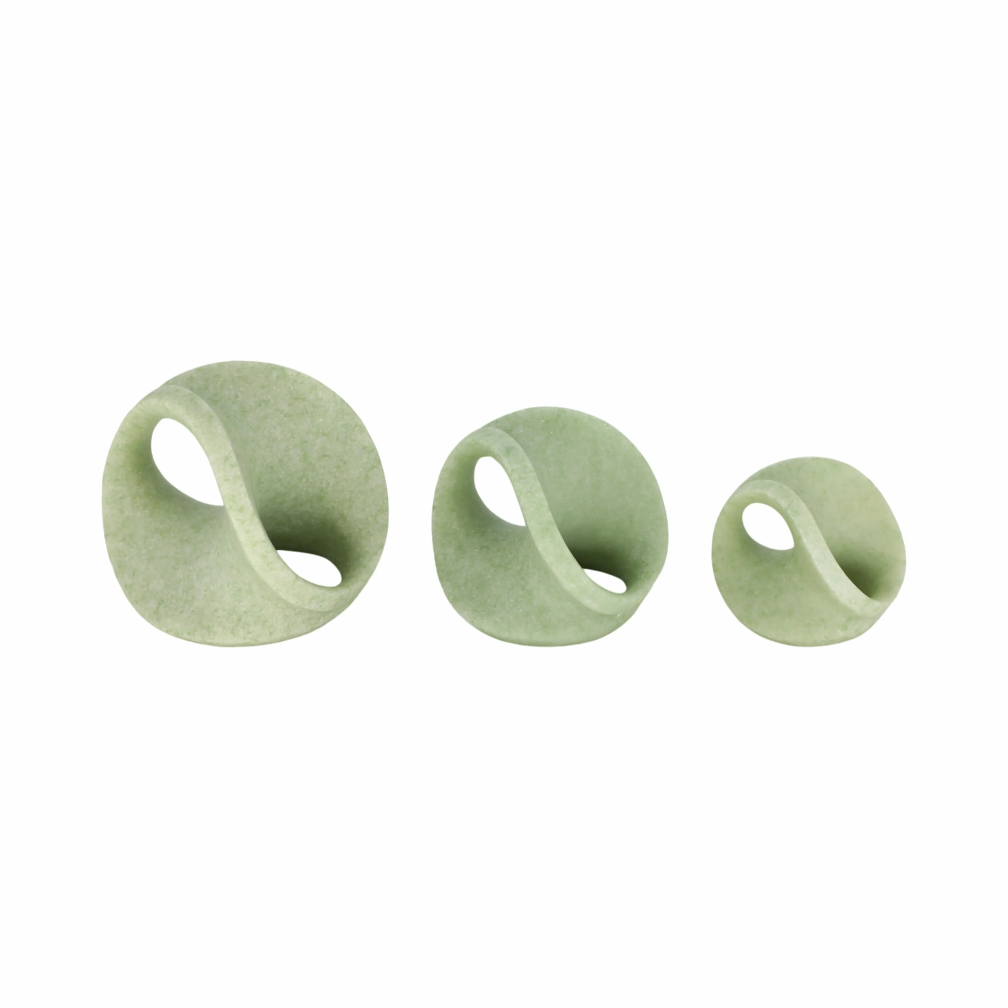 S/3 4/5/6" Zelen Green Quartz Resin Spheres