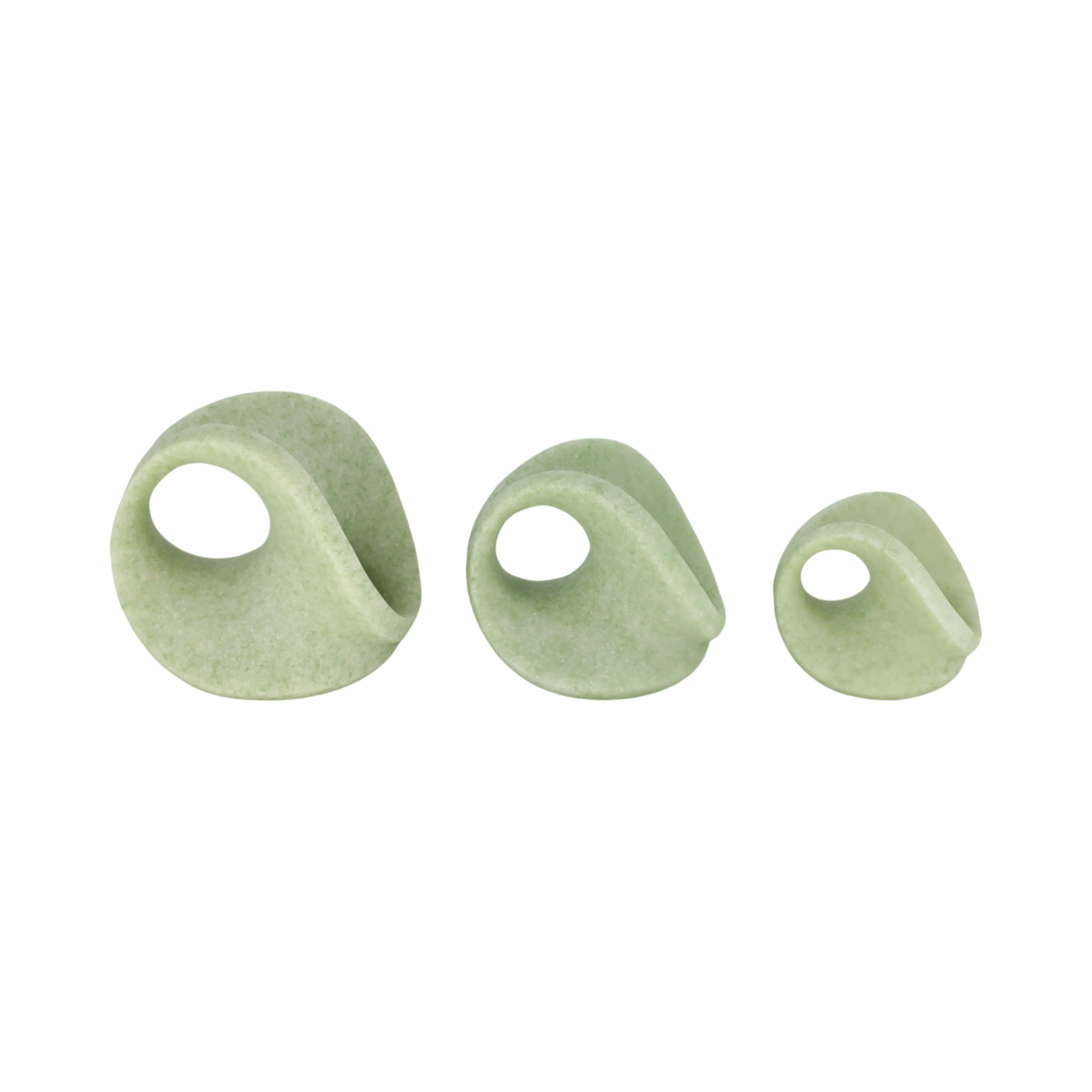 S/3 4/5/6" Zelen Green Quartz Resin Spheres