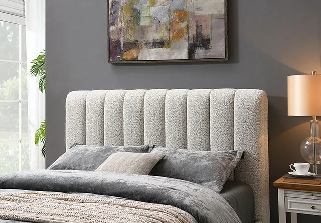 Traverso Queen Bed